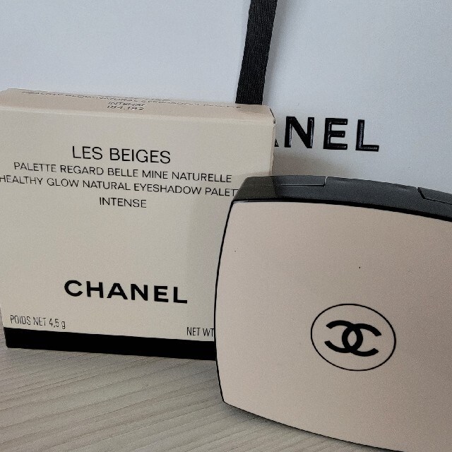 CHANEL(シャネル)の最終値下げ！CHANEL　レベージュパレットルガール　インテンス コスメ/美容のベースメイク/化粧品(アイシャドウ)の商品写真