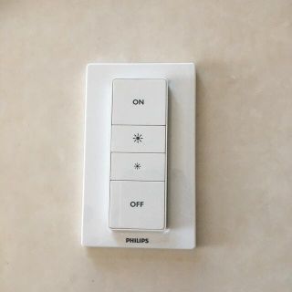 フィリップス(PHILIPS)のphilips hue dimmer switch(蛍光灯/電球)