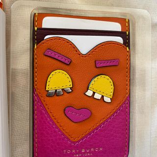 トリーバーチ(Tory Burch)の新品未使用TORY BURCHトリーバーチ　ハートモチーフカードケース(名刺入れ/定期入れ)