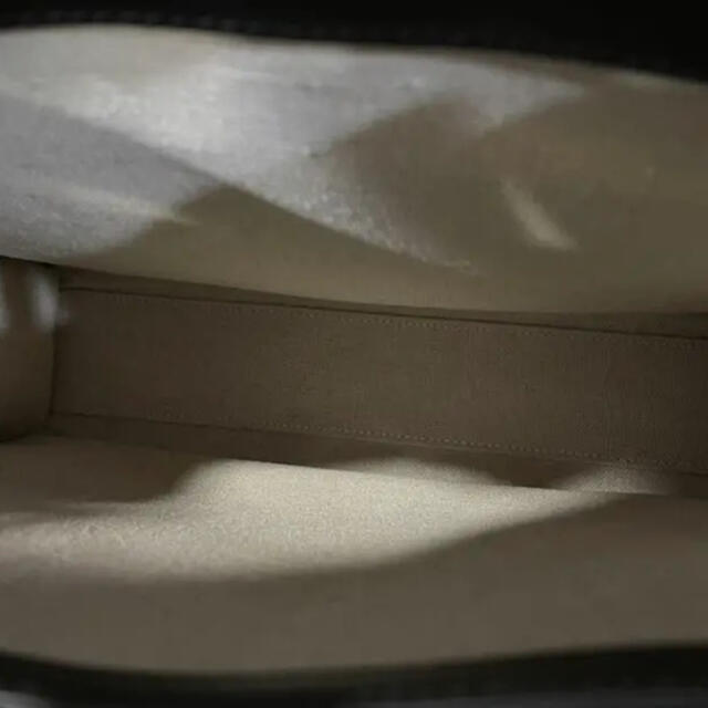 celine(セリーヌ)のCELINE セリーヌ トートバッグ スモール バーティカル CELINE カバ レディースのバッグ(トートバッグ)の商品写真