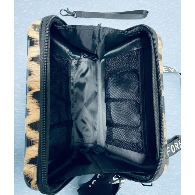 ヒョウ柄❣️ショルダーバック❣️ レディースのバッグ(ショルダーバッグ)の商品写真