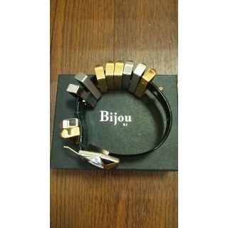 アメリヴィンテージ(Ameri VINTAGE)のBijou R.I Bar Braceブラッククリア(ブレスレット/バングル)