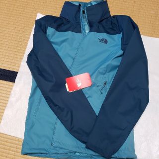 ザノースフェイス(THE NORTH FACE)の【未使用】ノースフェイス　リゾルブプラスジャケット　USレディースL(ナイロンジャケット)