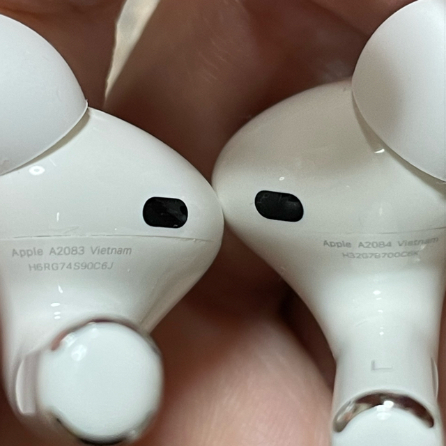 Apple(アップル)のAPPLE AirPods Pro ノイズキャンセリング付完全ワイヤレスイヤホン スマホ/家電/カメラのオーディオ機器(ヘッドフォン/イヤフォン)の商品写真