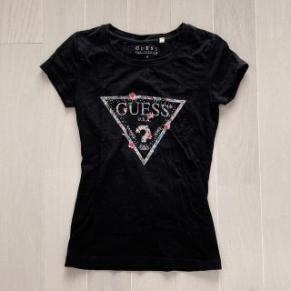 ゲス(GUESS)のGUESS タイト　Tシャツ(Tシャツ/カットソー(半袖/袖なし))