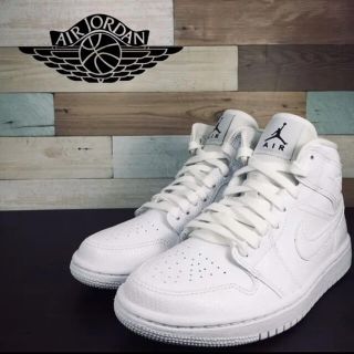 ナイキ(NIKE)のNIKE AIR JORDAN 1 MID 22.5cm 美品(スニーカー)