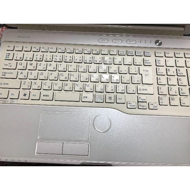 FUJITSU FMV AH56/E アーバンホワイト 1