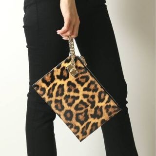 ドゥーズィエムクラス(DEUXIEME CLASSE)のSONDRA ROBERTS LEOPARD CLUCH(クラッチバッグ)