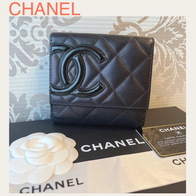 CHANEL(シャネル)のクラン様専用 シャネル 折財布 カンボン ラムスキン ブラック ピンク 二折 レディースのファッション小物(財布)の商品写真