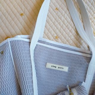 Qbag nest zipM/グレージュビアンコの通販 by miu-'s shop|ラクマ