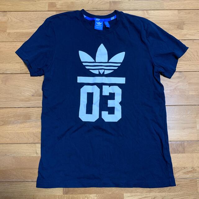 adidas(アディダス)のアディダスオリジナル　半袖 メンズのトップス(Tシャツ/カットソー(半袖/袖なし))の商品写真