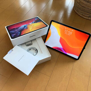 アップル(Apple)のiPad Pro 2020年11インチ 256GB スペースグレイ Wifi(タブレット)