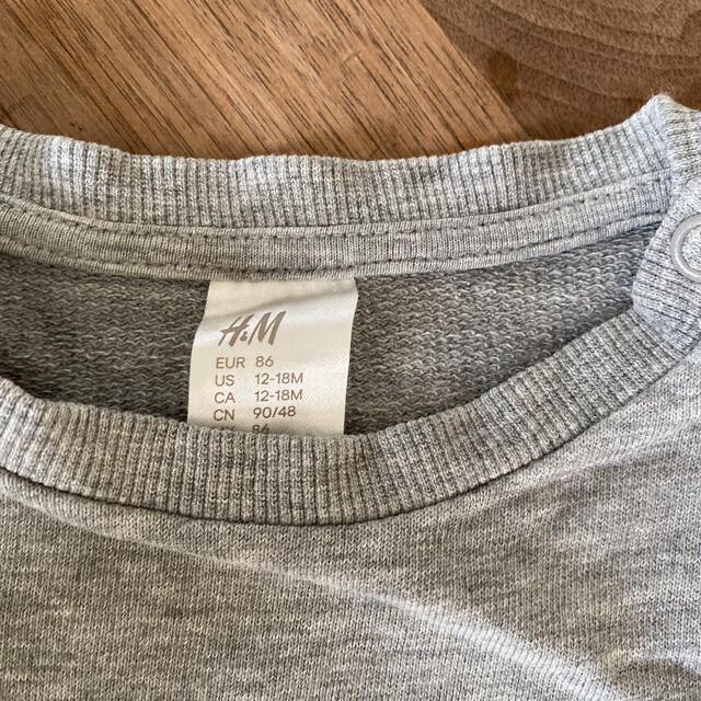 H&M(エイチアンドエム)のH&M   キッズ/ベビー/マタニティのキッズ服女の子用(90cm~)(Tシャツ/カットソー)の商品写真