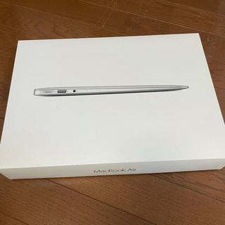 マック(Mac (Apple))のMacBook Air 2017 13インチ(ノートPC)