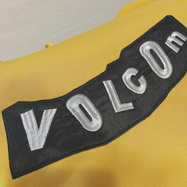 volcom(ボルコム)のはたえり様専用♡ レディースのトップス(パーカー)の商品写真