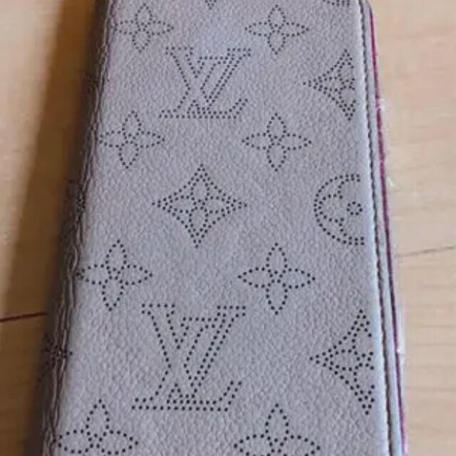 LOUIS VUITTON(ルイヴィトン)のルイヴィトン　マヒナ！iphone8plus、7plusケース スマホ/家電/カメラのスマホアクセサリー(iPhoneケース)の商品写真