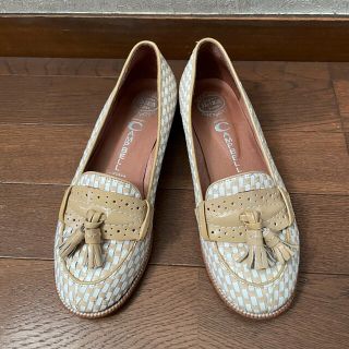 ジェフリーキャンベル(JEFFREY CAMPBELL)のジェフリーキャンベル　タッセルローファー　美品(ローファー/革靴)