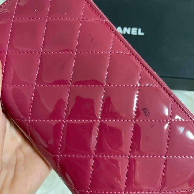 CHANEL(シャネル)のCHANEL エナメル長財布 レディースのファッション小物(財布)の商品写真