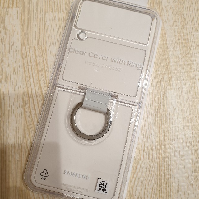 Galaxy(ギャラクシー)のGalaxy Z Flip3 5G Clear Cover with Ring スマホ/家電/カメラのスマホアクセサリー(モバイルケース/カバー)の商品写真