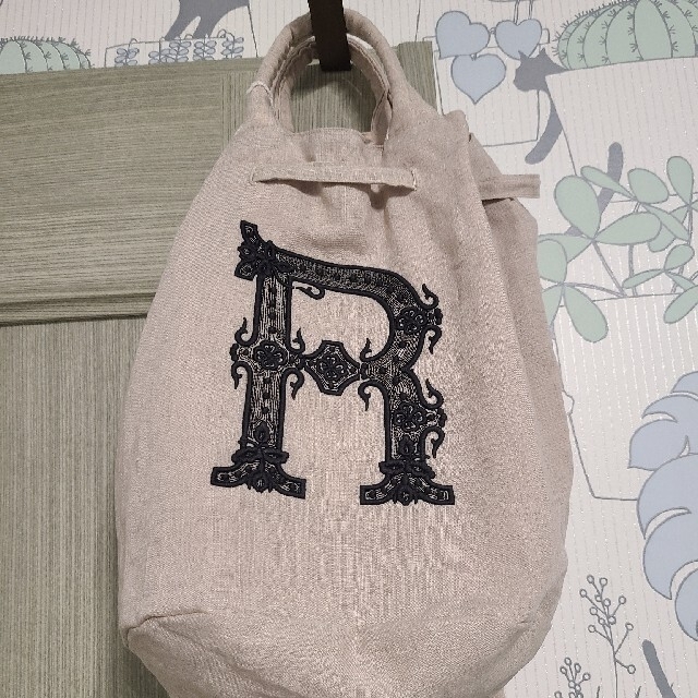 激レアR&D.M.Co-限定オールドマンズテーラー巾着バッグ麻リネンR刺繍 | フリマアプリ ラクマ