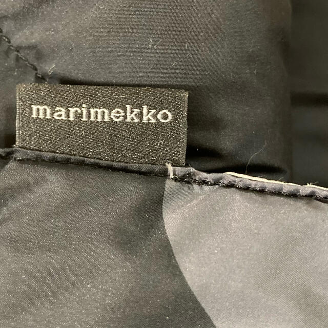 marimekko(マリメッコ)のユニクロ　マリメッコ　ロッキ　マフラー　ダークグレー レディースのファッション小物(マフラー/ショール)の商品写真