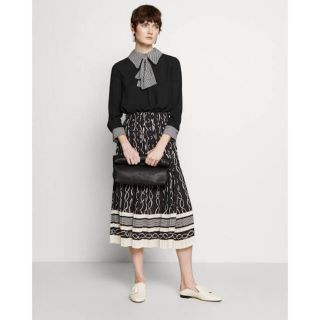 ヴァレンティノ(VALENTINO)のエリザベッタフランキ チェーンプリントシャツドレス ワンピース 未使用(ひざ丈ワンピース)