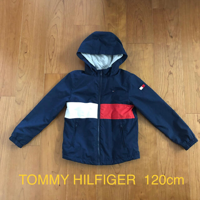 TOMMY HILFIGER(トミーヒルフィガー)のTOMMY HILFIGER アウター 120cm キッズ/ベビー/マタニティのキッズ服男の子用(90cm~)(ジャケット/上着)の商品写真