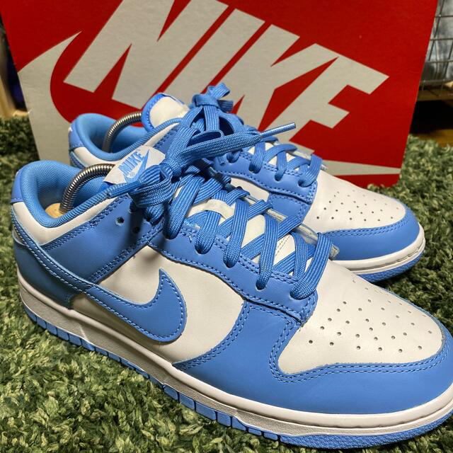 NIKE DUNK LOW RETRO UNIVERSITY BLUE UNC靴/シューズ