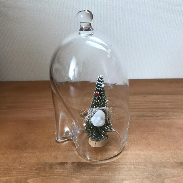 【好評にて期間延長】 オカベマキコさんのガラスドームとクリスマスツリーのセット 置物