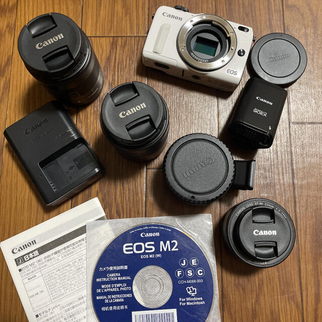 C - C EOS M2 トリプルレンズキット WHの通販 by あんず&# キヤノン