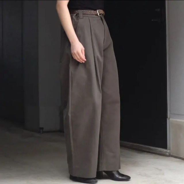 COMOLI(コモリ)のSTUDIO NICHOLSON SORTE VOLUME PANTS メンズのパンツ(その他)の商品写真