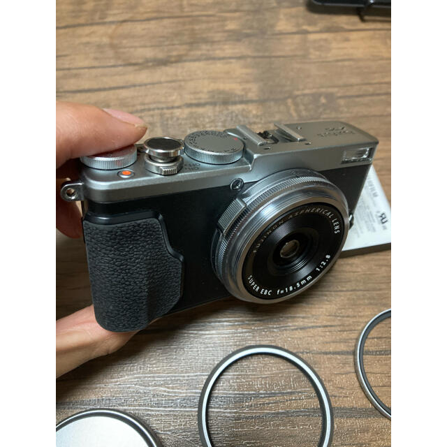 FUJIFILM X70 SILVER 本体セット+おまけ