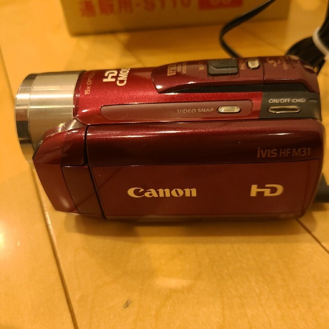 Canon(キヤノン)のcanon*キャノン*ivis HF M31*ビデオカメラ*ｼﾞｬﾝｸ スマホ/家電/カメラのカメラ(ビデオカメラ)の商品写真