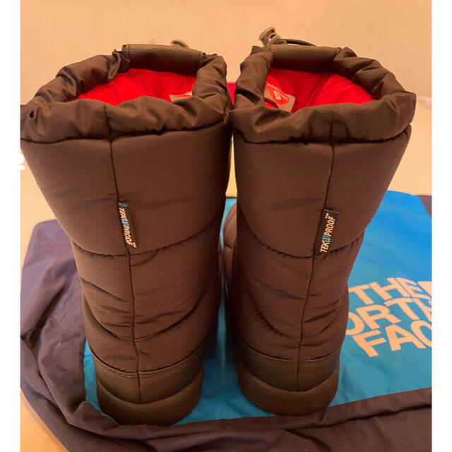 THE NORTH FACE(ザノースフェイス)の現行品　新品　タグ有ノースフェイス　ヌプシブーティーウォータープルーフ III レディースの靴/シューズ(ブーツ)の商品写真