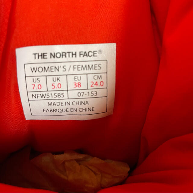 THE NORTH FACE(ザノースフェイス)の現行品　新品　タグ有ノースフェイス　ヌプシブーティーウォータープルーフ III レディースの靴/シューズ(ブーツ)の商品写真