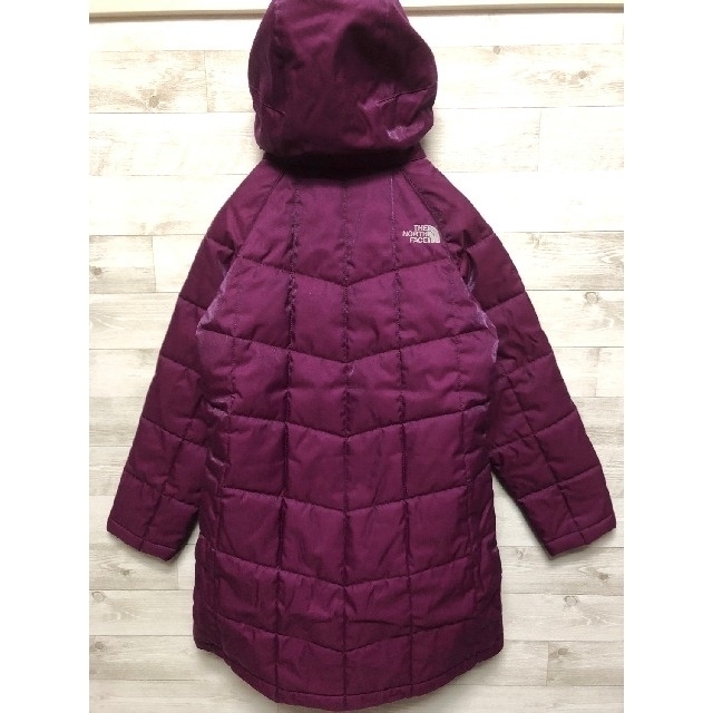 THE NORTH FACE(ザノースフェイス)のノースフェイス ガールズ中綿コート ジャケット キッズ/ベビー/マタニティのキッズ服女の子用(90cm~)(ジャケット/上着)の商品写真