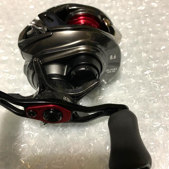 DAIWA(ダイワ)のダイワ　アルファスAIR TW 8.6レフトハンドル スポーツ/アウトドアのフィッシング(リール)の商品写真