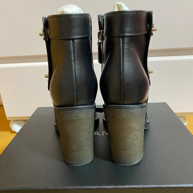 CHANEL - シャネル ターンロック ショートブーツ 38の通販 by ジミン