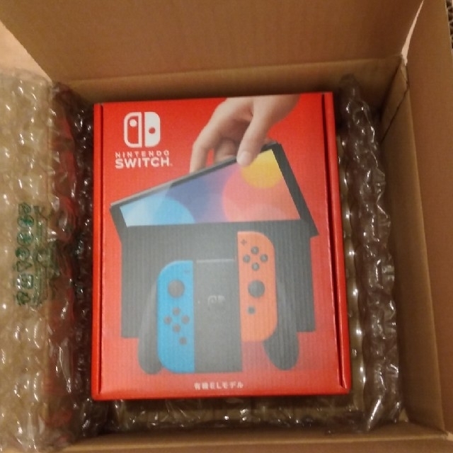 任天堂新品 Nintendo Switch 有機ELモデル ネオンブルー/レッド c