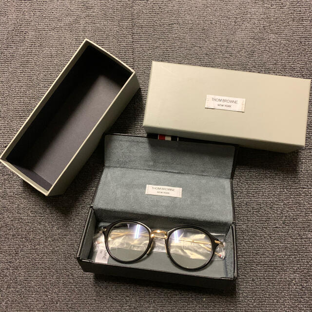 THOM BROWNE トムブラウンメガネ　TB-011-49 度無し