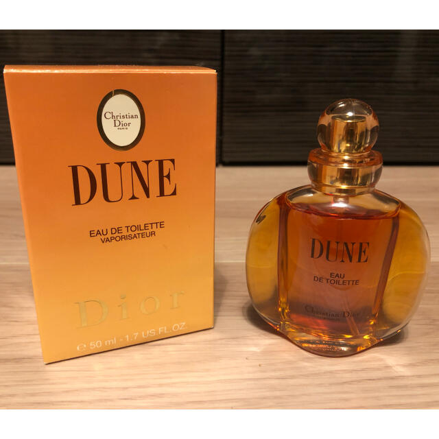 Christian Dior(クリスチャンディオール)のDior DUNE オードトワレ 50ml 未使用✨ コスメ/美容の香水(香水(女性用))の商品写真