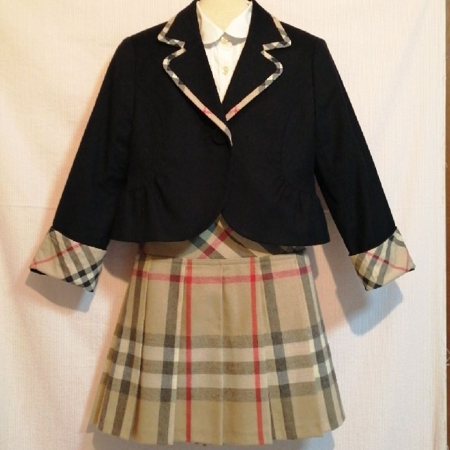 BURBERRY(バーバリー)のバーバリー　フォーマルセット BURBERRY キッズ/ベビー/マタニティのキッズ服女の子用(90cm~)(ドレス/フォーマル)の商品写真