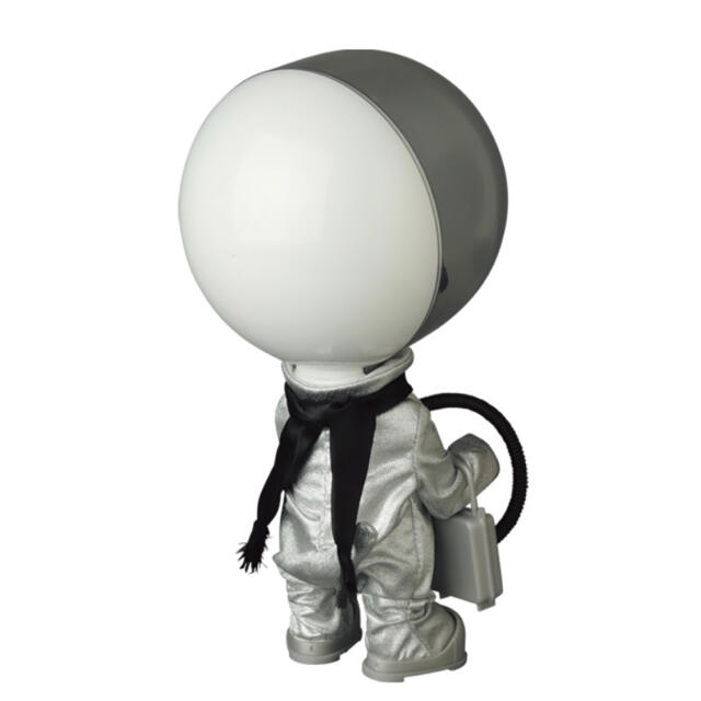 MEDICOM TOY(メディコムトイ)のVCD SNOOPY ASTRONAUT VINTAGE SILVER Ver エンタメ/ホビーのおもちゃ/ぬいぐるみ(キャラクターグッズ)の商品写真