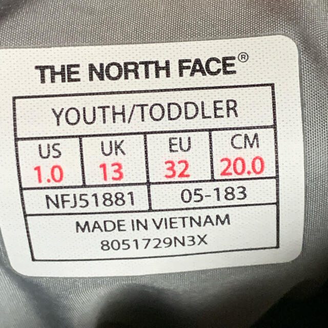 NORTHERN TRUCK(ノーザントラック)のTHE north faceノースフェイスヌプシブーツほぼ未使用 キッズ/ベビー/マタニティのキッズ靴/シューズ(15cm~)(ブーツ)の商品写真