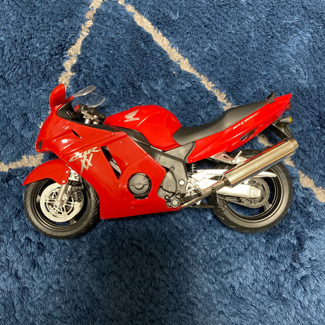 ホンダ(ホンダ)のCBR1100 ミニチュア 玩具　HONDA 自動車/バイクのバイク(その他)の商品写真