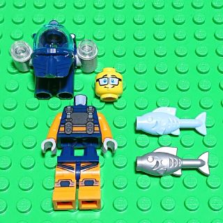 レゴ(Lego)の【新品】LEGO 深海ダイバーと魚 レゴ ミニフィグアイテム(知育玩具)