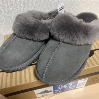 アグ(UGG)の新品　カークランド　ムートンスリッパ　コストコ(スリッパ/ルームシューズ)