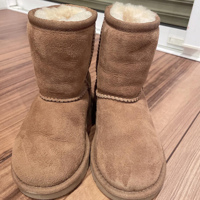 UGG(アグ)の★桜3318様専用★ キッズ/ベビー/マタニティのキッズ靴/シューズ(15cm~)(ブーツ)の商品写真