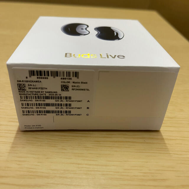 SAMSUNG(サムスン)のGalaxy Buds Live/MysticBlack/新品未開封 スマホ/家電/カメラのオーディオ機器(ヘッドフォン/イヤフォン)の商品写真