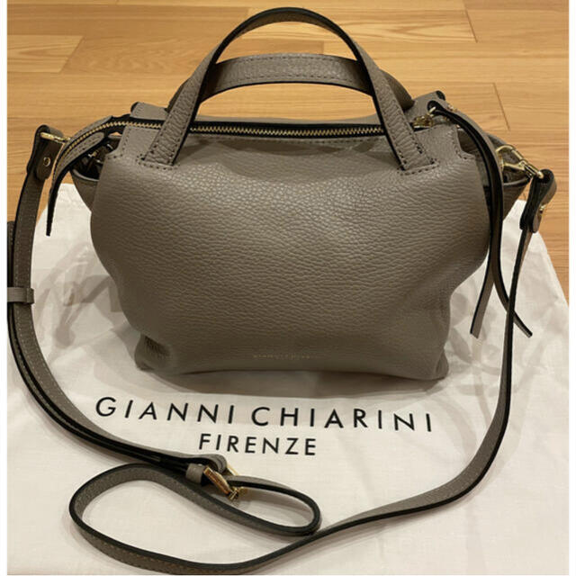 バッグGIANNI CHIARINI オリガミS